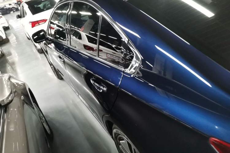Used Subaru Legacy 2018 2.5i All-Wheel-Drive Prestige Edition EyeSight Left Side
