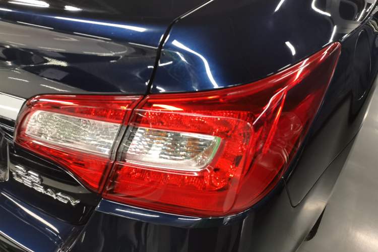 Used Subaru Legacy 2018 2.5i All-Wheel-Drive Prestige Edition EyeSight Right Rear Taillight
