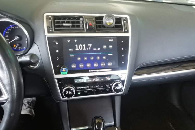 Used Subaru Legacy 2018 2.5i All-Wheel-Drive Prestige Edition EyeSight Audio And AC Panel