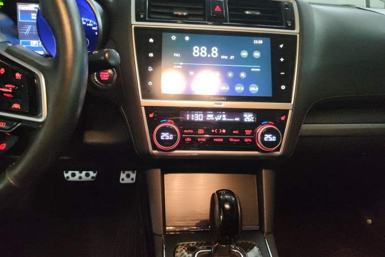 Used Subaru Legacy 2018 2.5i All-Wheel-Drive Prestige Edition EyeSight Audio And AC Panel