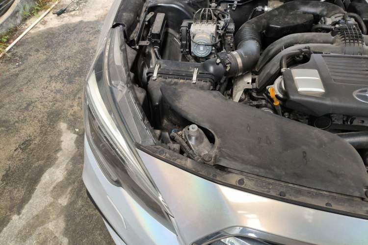 Used Subaru Legacy 2018 2.5i All-Wheel-Drive Prestige Edition EyeSight Engine Bay Right