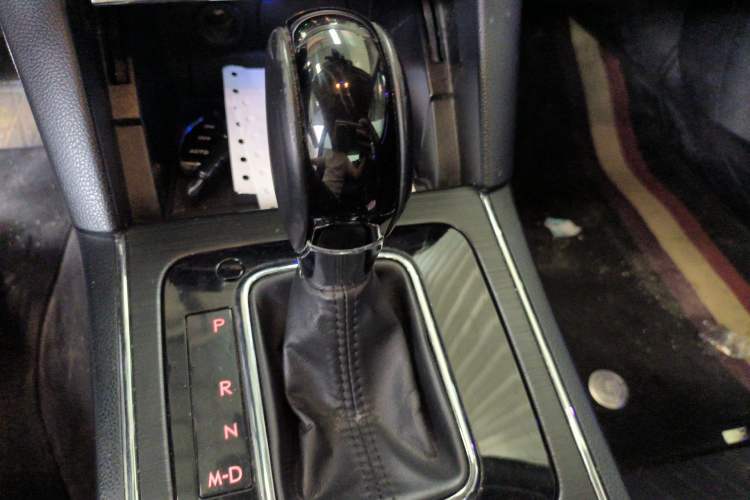 Used Subaru Legacy 2018 2.5i All-Wheel-Drive Prestige Edition EyeSight Gear Lever