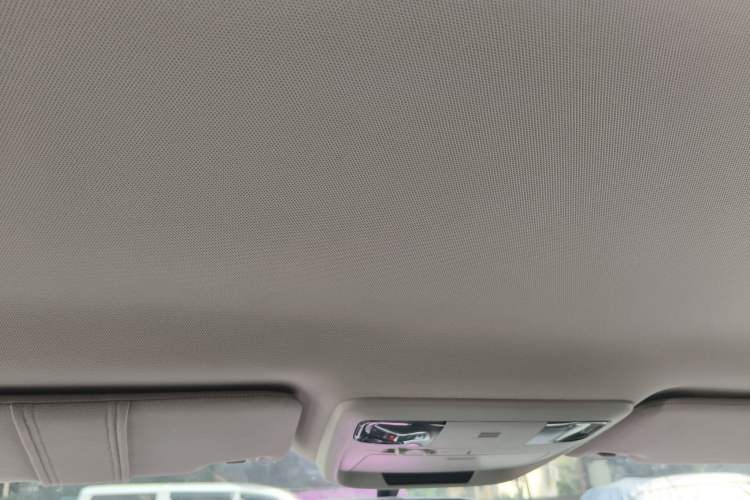 Used Subaru Legacy 2019 2.5i All-Wheel Drive Fashion Edition Headliner