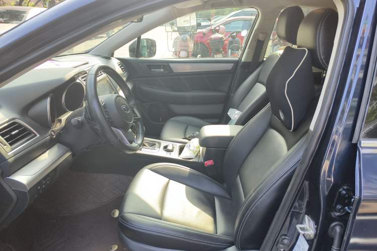 Used Subaru Legacy 2019 2.5i All-Wheel Drive Fashion Edition Left Front Seat