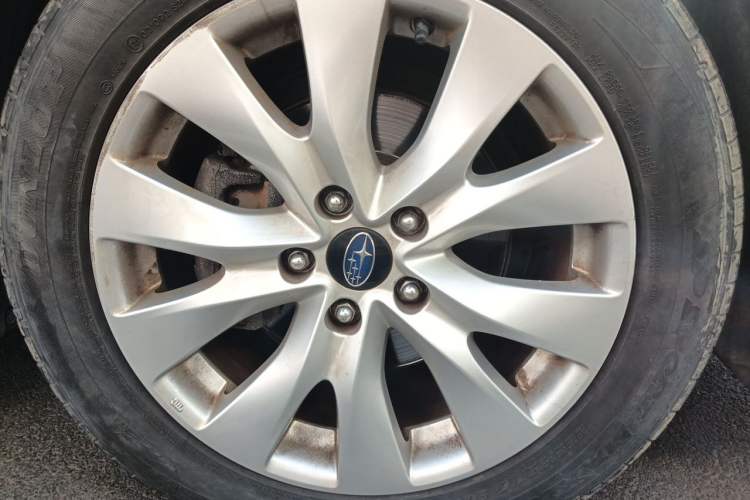 Used Subaru Legacy 2019 2.5i All-Wheel Drive Fashion Edition Right Front Wheel Hub