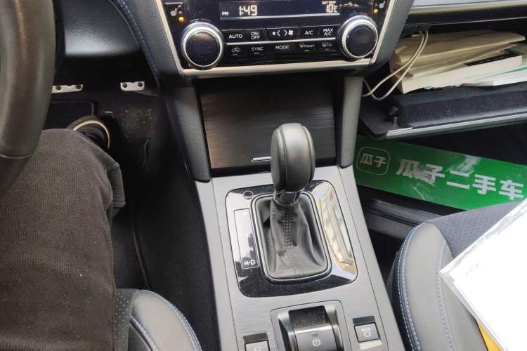 Used Subaru Legacy 2019 2.5i All-Wheel-Drive Prestige Edition with EyeSight Gear Lever