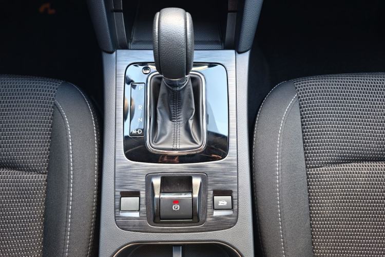 Used Subaru Legacy 2019 2.5i All-Wheel Drive Fashion Edition Gear Lever