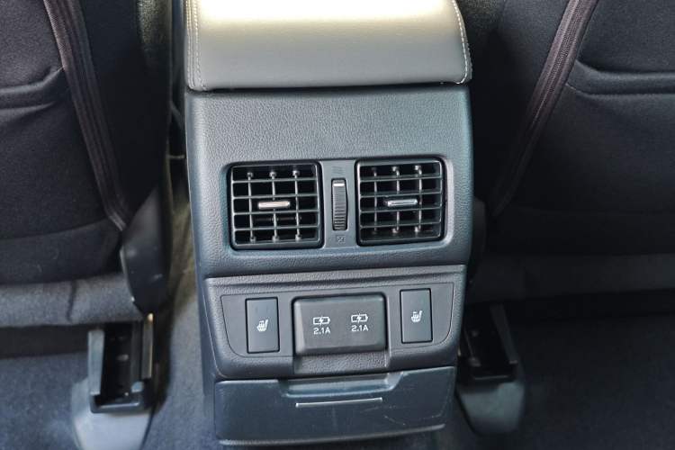 Used Subaru Legacy 2019 2.5i All-Wheel Drive Fashion Edition Interior 3