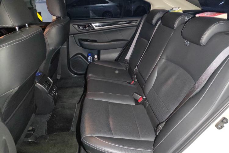 Used Subaru Legacy 2019 2.5i All-Wheel-Drive Prestige Edition with EyeSight Left Rear Seat
