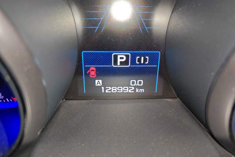 Used Subaru Legacy 2019 2.5i All-Wheel-Drive Prestige Edition with EyeSight Odometer Close Up
