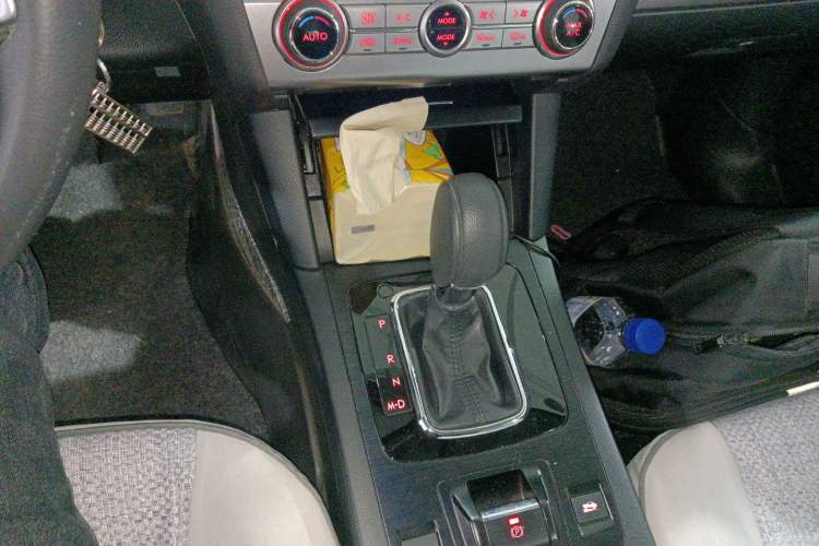 Used Subaru Legacy 2020 Revised Version 2.5i All-Wheel-Drive Fashion Edition Gear Lever
