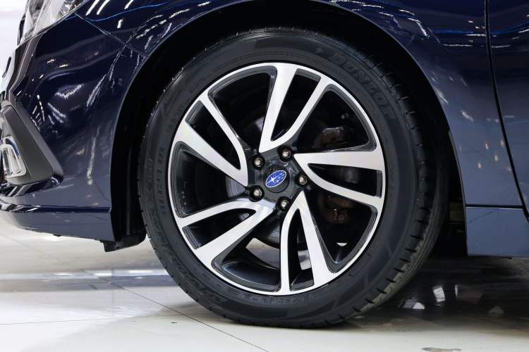 Used Subaru Legacy 2020 Revised Version 2.5i All-Wheel-Drive Glory Edition with EyeSight Exterior 9