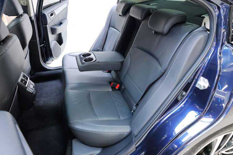 Used Subaru Legacy 2020 Revised Version 2.5i All-Wheel-Drive Glory Edition with EyeSight Interior 15