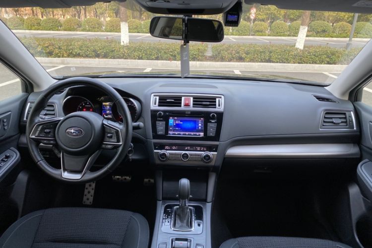 Used Subaru Legacy 2020 Revised Version 2.5i All-Wheel-Drive Fashion Edition Interior 3