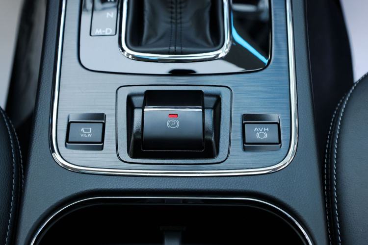 Used Subaru Legacy 2020 Revised Version 2.5i All-Wheel-Drive Glory Edition with EyeSight Interior 7