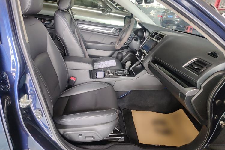 Used Subaru Legacy 2020 Revised Version 2.5i All-Wheel-Drive Glory Edition with EyeSight Right Front Seat