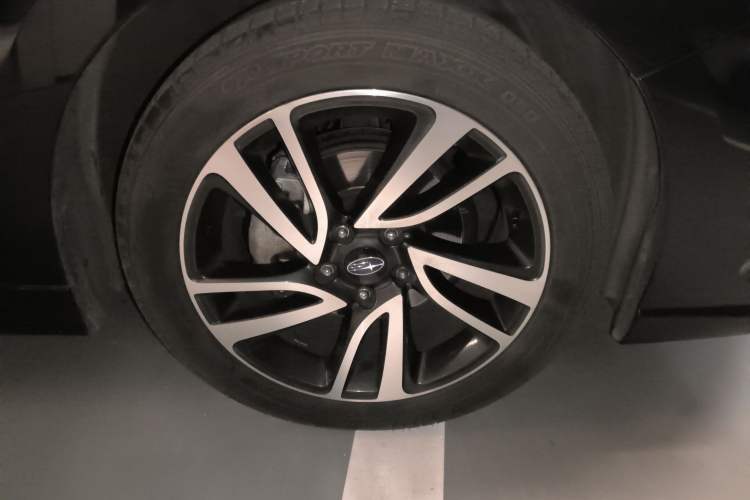 Used Subaru Legacy 2020 2.5i All-Wheel-Drive Prestige Edition EyeSight Right Front Wheel Hub