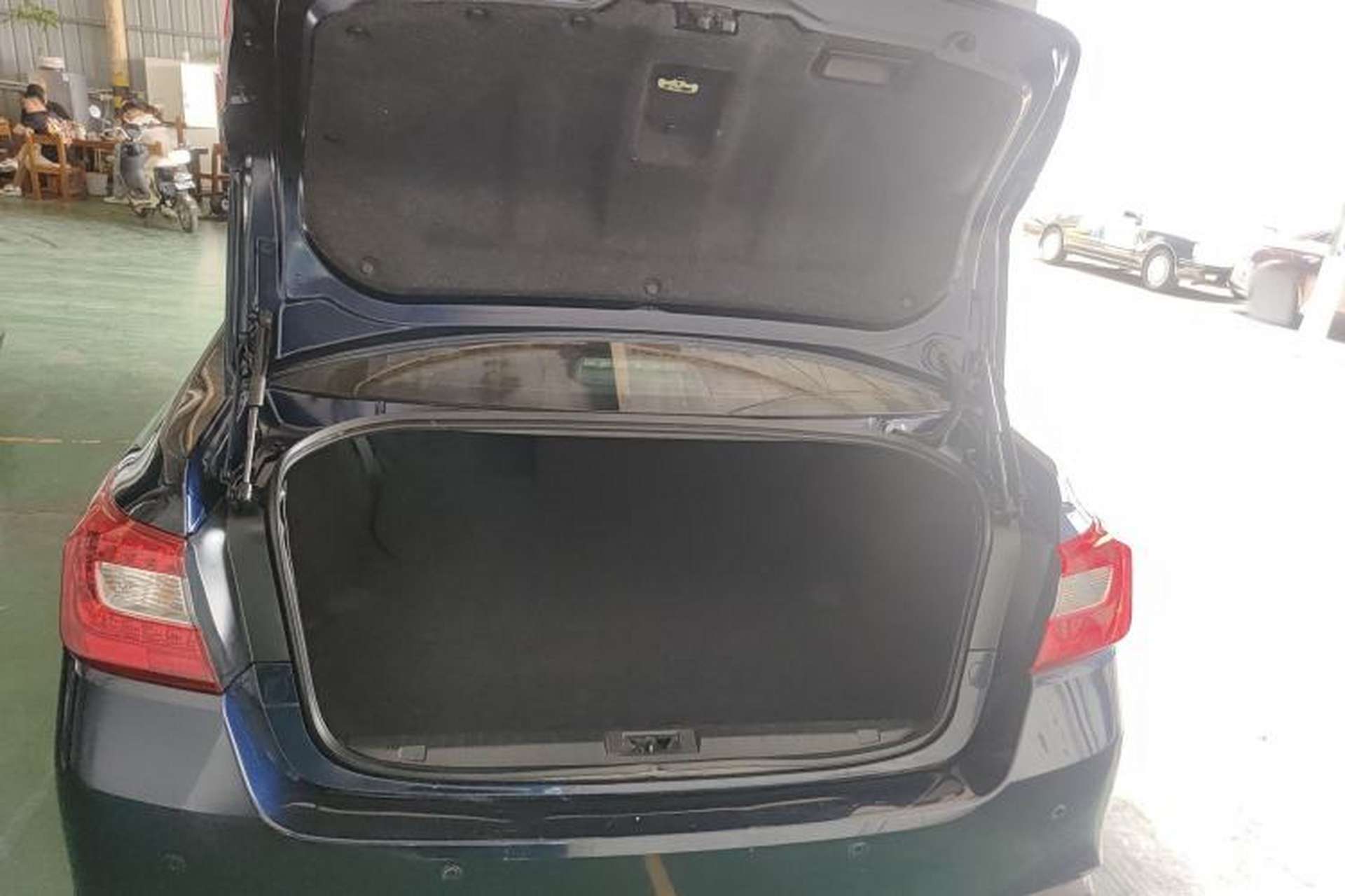 Used Subaru Legacy 2020 Revised Version 2.5i All-Wheel-Drive Glory Edition with EyeSight Trunk