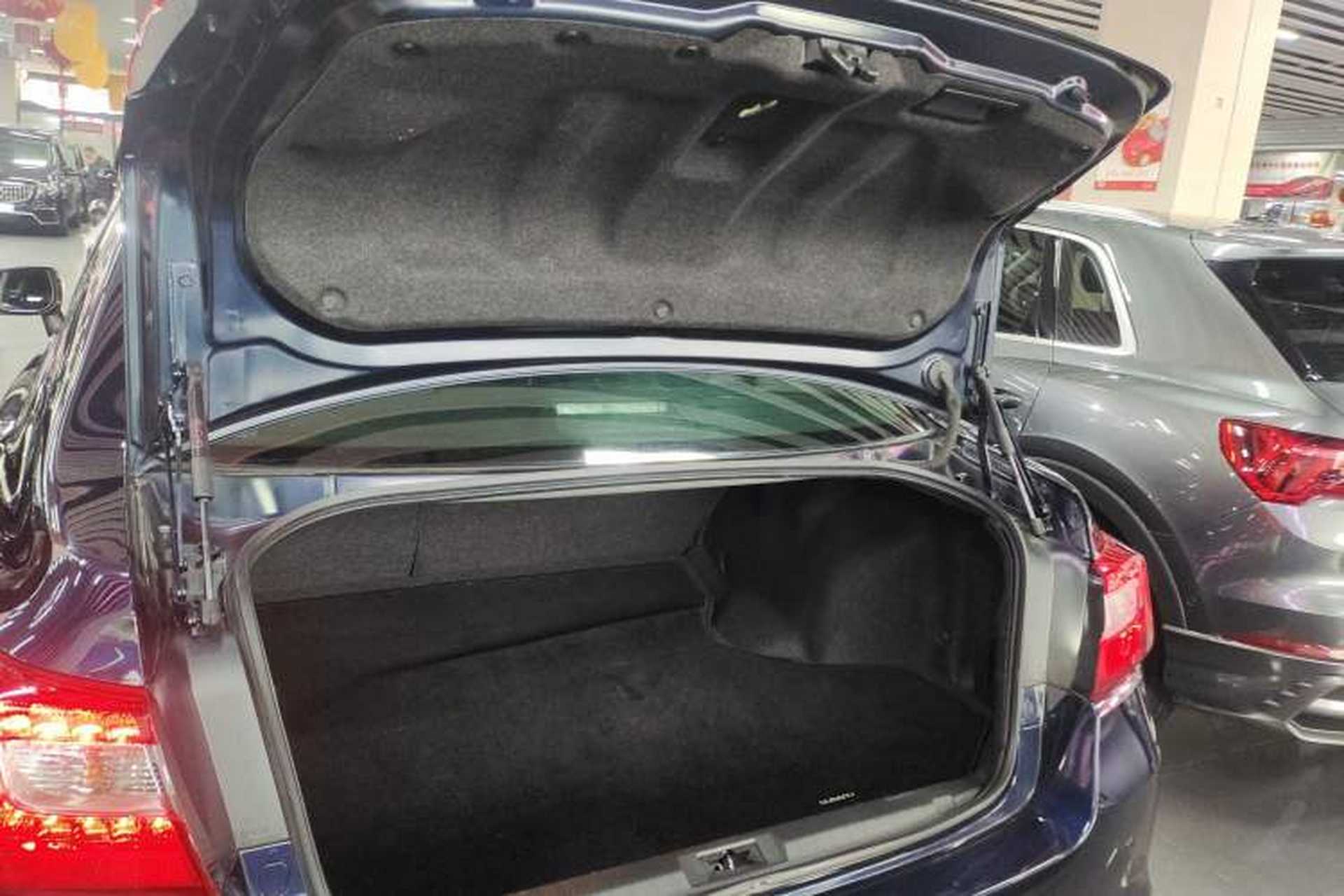 Used Subaru Legacy 2020 Restyled 2.5i Glory Limited Edition EyeSight Trunk