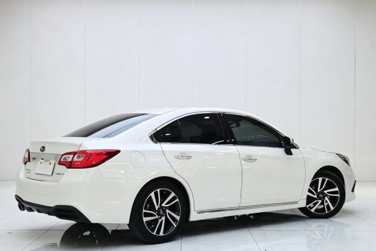 Used Subaru Legacy 2020 Revised Version 2.5i All-Wheel-Drive Glory Edition with EyeSight Exterior 2