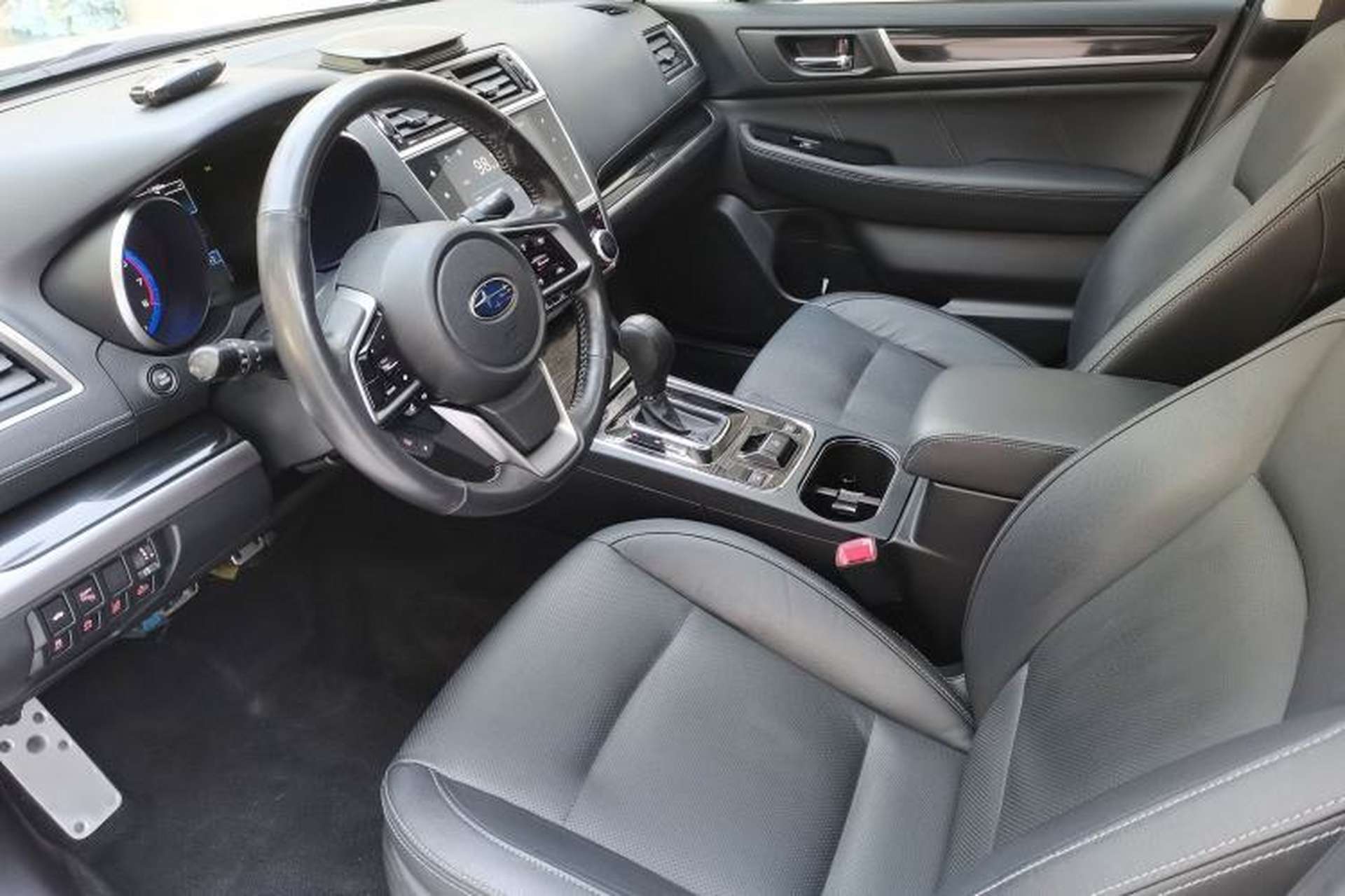 Used Subaru Legacy 2020 Revised Version 2.5i All-Wheel-Drive Glory Edition with EyeSight Interior 1