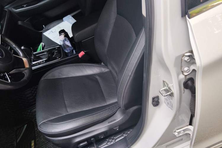 Used Subaru Legacy 2020 Revised Version 2.5i All-Wheel-Drive Glory Edition with EyeSight Left Front Seat