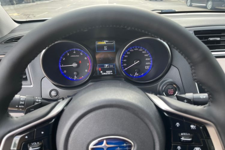 Used Subaru Legacy 2020 2.5i All-Wheel-Drive Prestige Edition EyeSight Odometer Close Up
