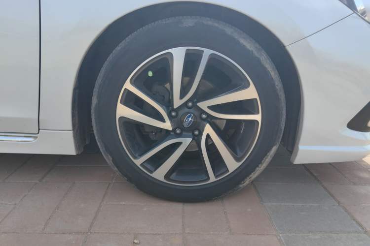 Used Subaru Legacy 2020 Revised Version 2.5i All-Wheel-Drive Glory Edition with EyeSight Right Front Wheel Hub