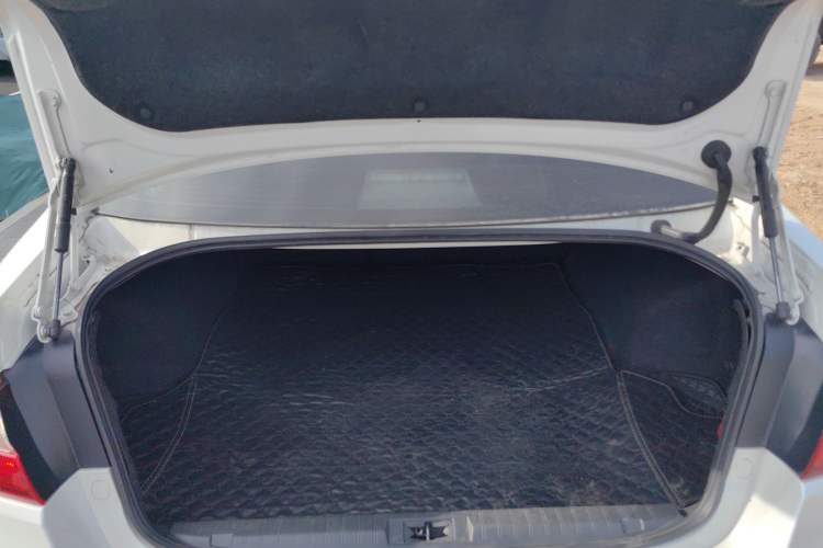 Used Subaru Legacy 2020 Revised Version 2.5i All-Wheel-Drive Glory Edition with EyeSight Trunk