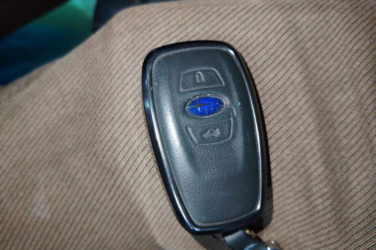 Used Subaru Legacy 2020 Revised Version 2.5i All-Wheel-Drive Glory Edition with EyeSight Vehicle Key