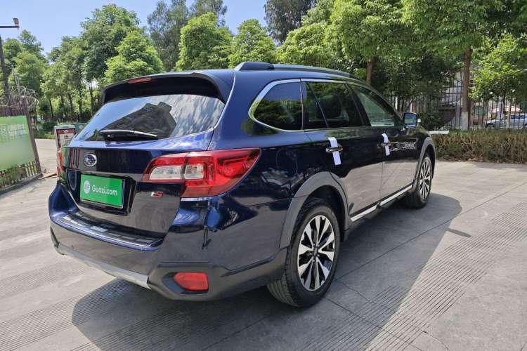 Used Subaru Outback 2017 2.5i Sport Navigation Edition with EyeSight Exterior 3