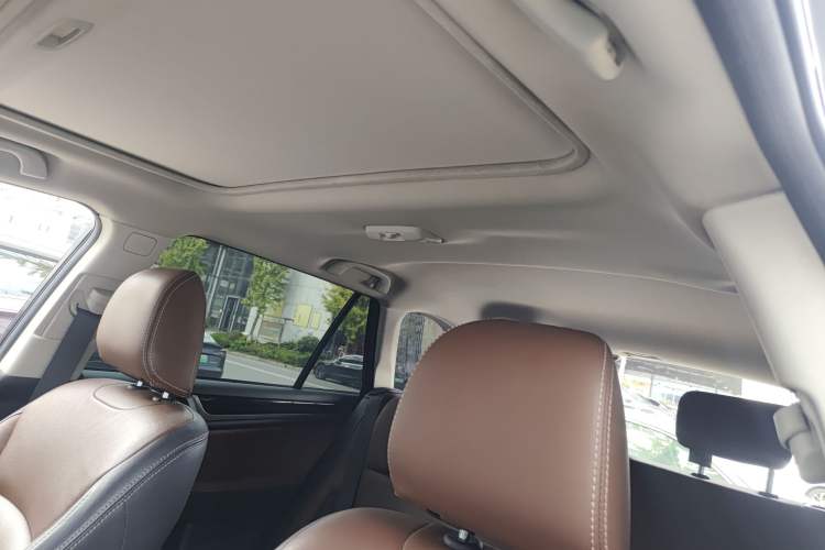Used Subaru Outback 2019 2.5i Sport Navigation Edition with EyeSight Headliner