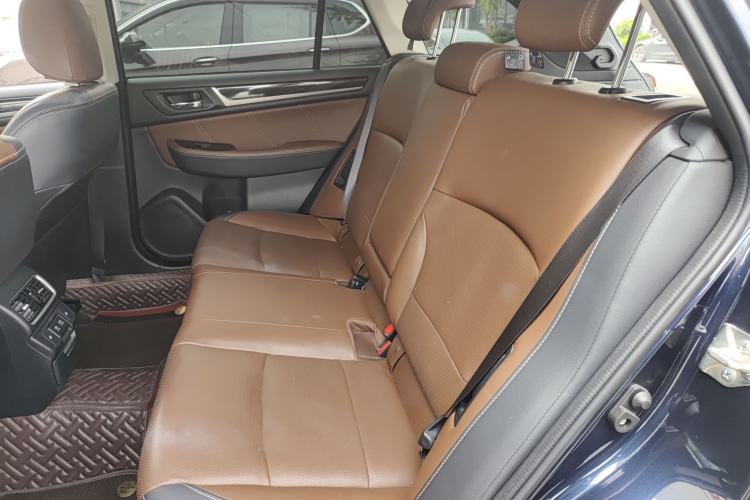Used Subaru Outback 2019 2.5i Sport Navigation Edition with EyeSight Left Rear Seat