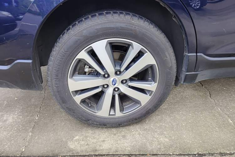 Used Subaru Outback 2019 2.5i Sport Navigation Edition with EyeSight Right Rear Wheel Hub