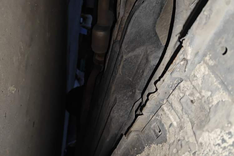Used Subaru Outback 2010 2.5i Luxury Edition Chassis Front Left