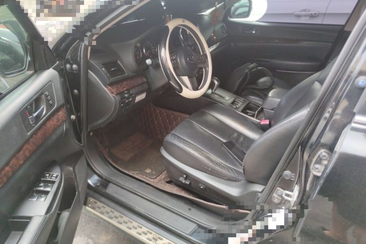 Used Subaru Outback 2010 2.5i Luxury Edition Driver Seat