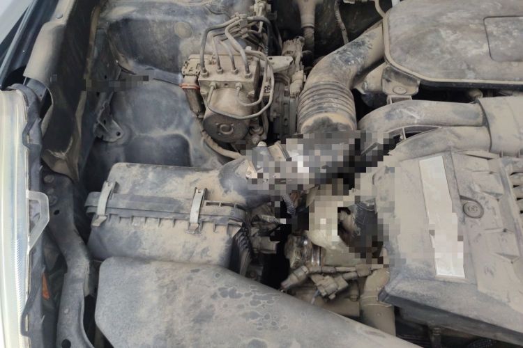 Used Subaru Outback 2010 2.5i Luxury Edition Engine Bay Right