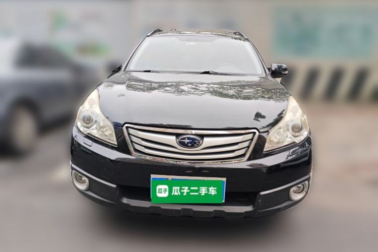 Used Subaru Outback 2010 2.5i Luxury Edition Front