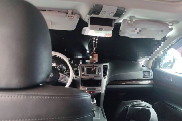 Used Subaru Outback 2010 2.5i Luxury Edition Headliner
