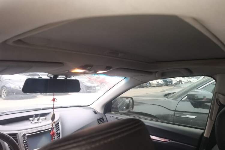 Used Subaru Outback 2010 2.5i Luxury Edition Headliner