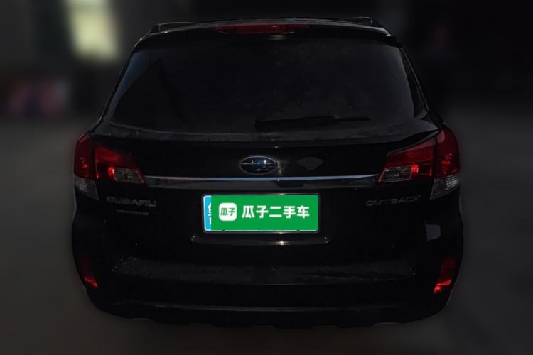 Used Subaru Outback 2010 2.5i Luxury Edition Rear