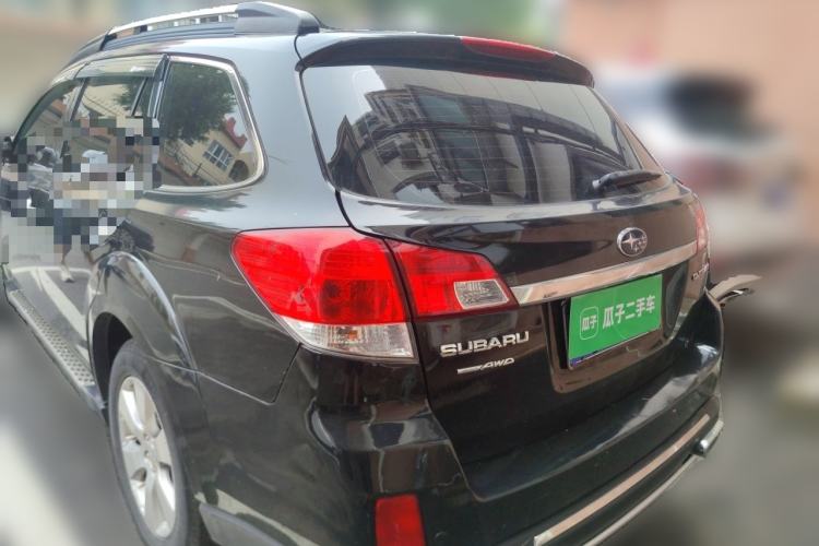 Used Subaru Outback 2010 2.5i Luxury Edition Rear Left 45 Deg
