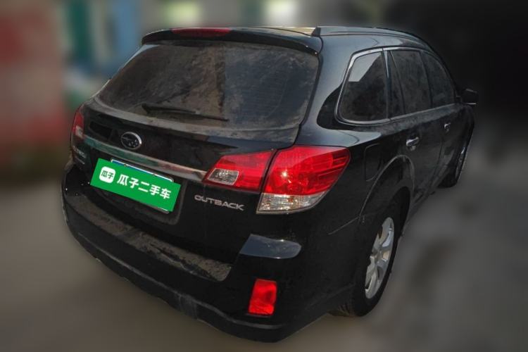Used Subaru Outback 2010 2.5i Luxury Edition Rear Right 45 Deg