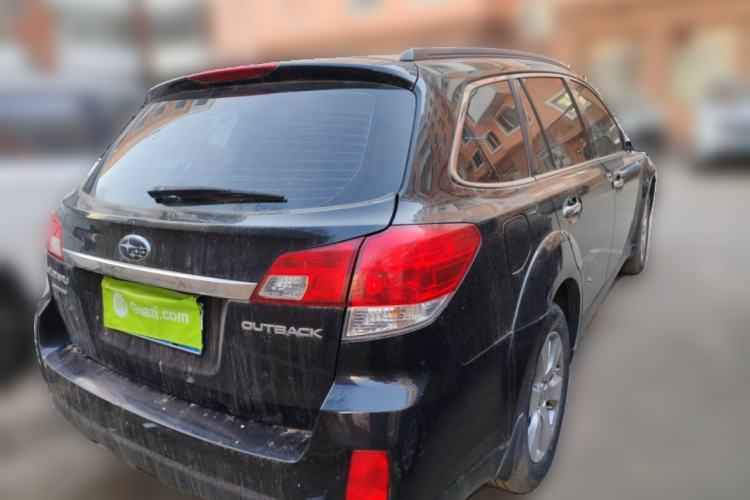 Used Subaru Outback 2010 2.5i Luxury Edition Rear Right 45 Deg
