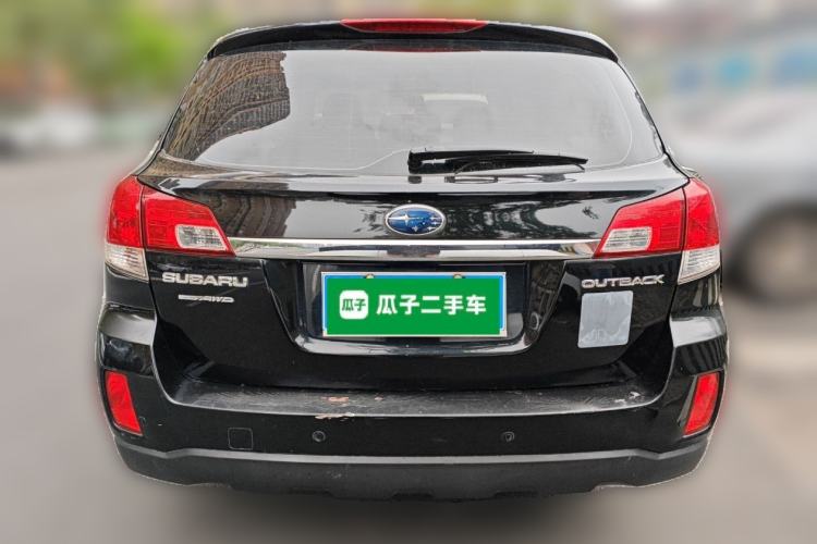 Used Subaru Outback 2010 2.5i Luxury Edition Rear