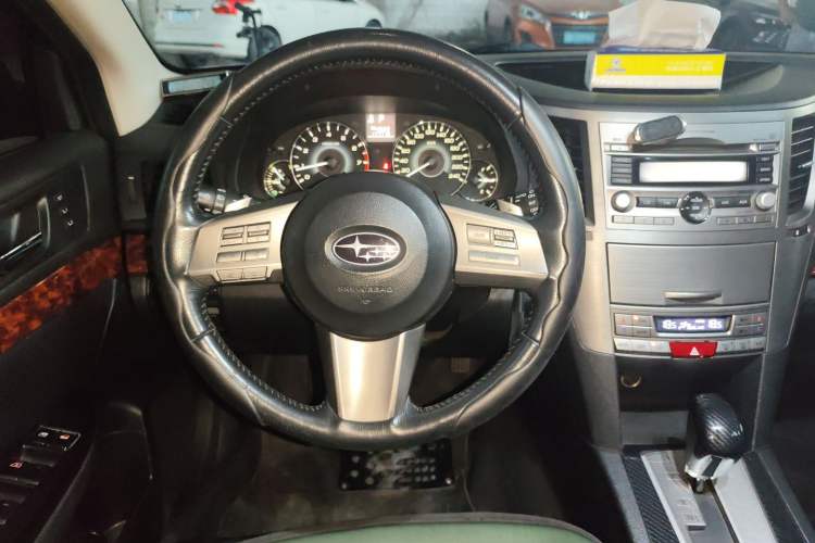 Used Subaru Outback 2010 2.5i Luxury Edition Steering Wheel