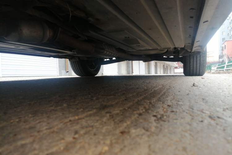 Used Subaru Outback 2010 2.5i Luxury Edition Chassis Front Left