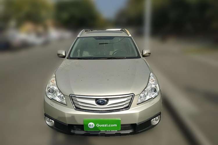 Used Subaru Outback 2010 2.5i Luxury Edition Front