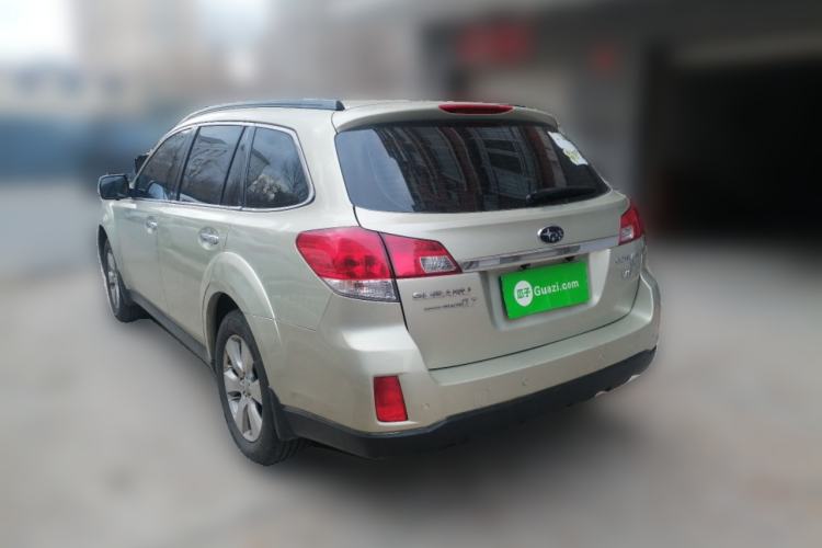 Used Subaru Outback 2010 2.5i Luxury Edition Rear Left 45 Deg