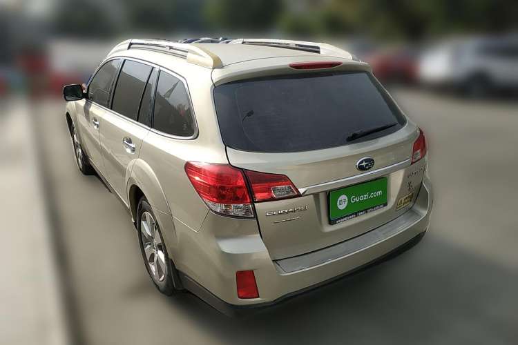 Used Subaru Outback 2010 2.5i Luxury Edition Rear Left 45 Deg
